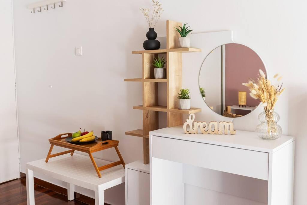 The House Project Daire Atina Dış mekan fotoğraf